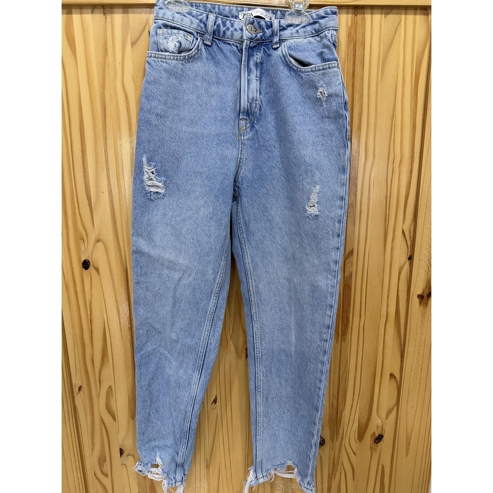 Zara Jeans Womens 2 Blue High Rise Mom Distressed Ripped Knees Light Wash Denim